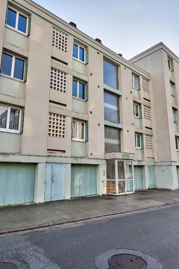 Chambres A Louer Dans Appartement Balcon - Wifi - Parking Gratuit Nevers Exteriör bild